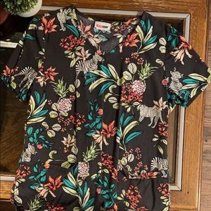 Brand: scrub star print: safari theme